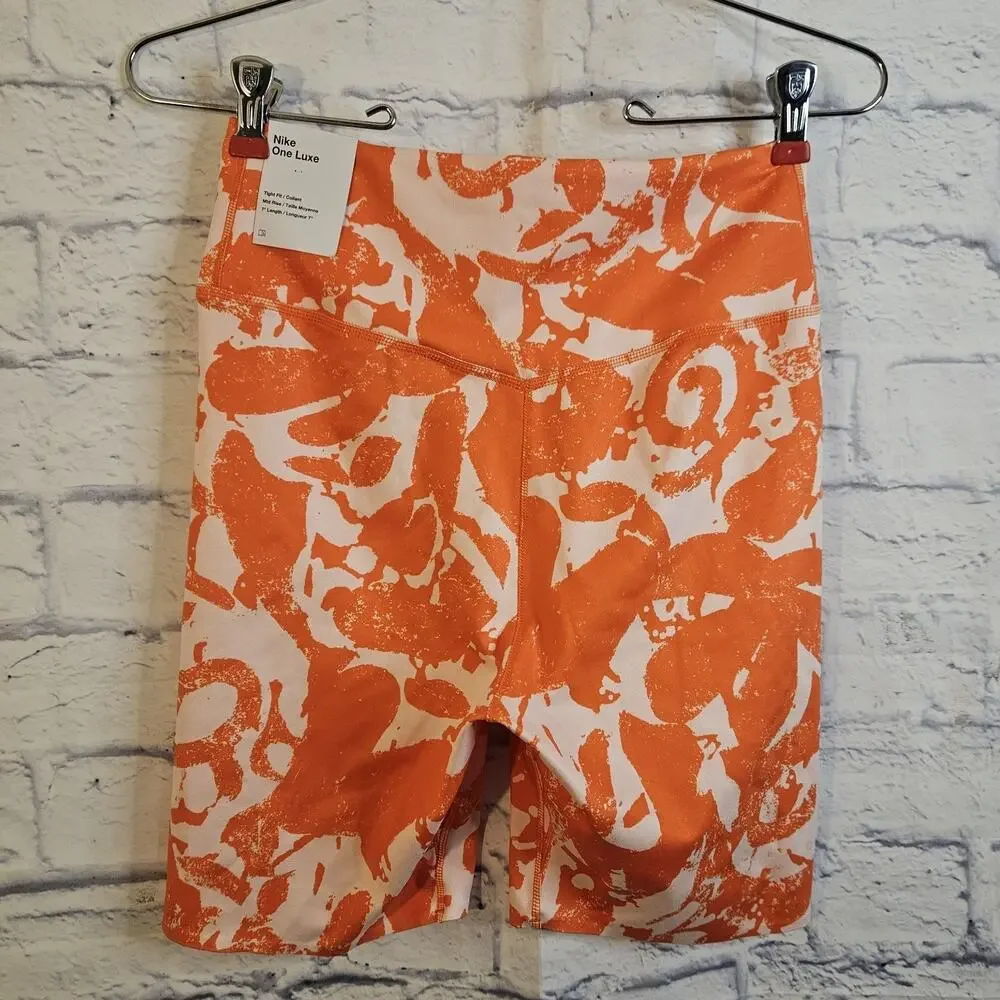 Nike Women's One Luxe Icon Clash Mid-Rise Training Bike Shorts - NWT Size S